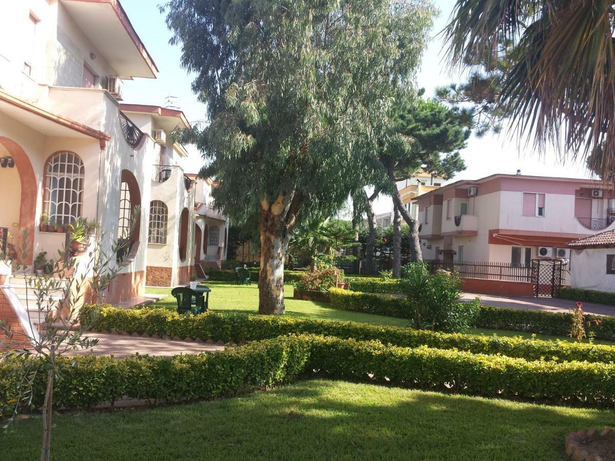 Thaire Resort Кастел Волтурно Екстериор снимка