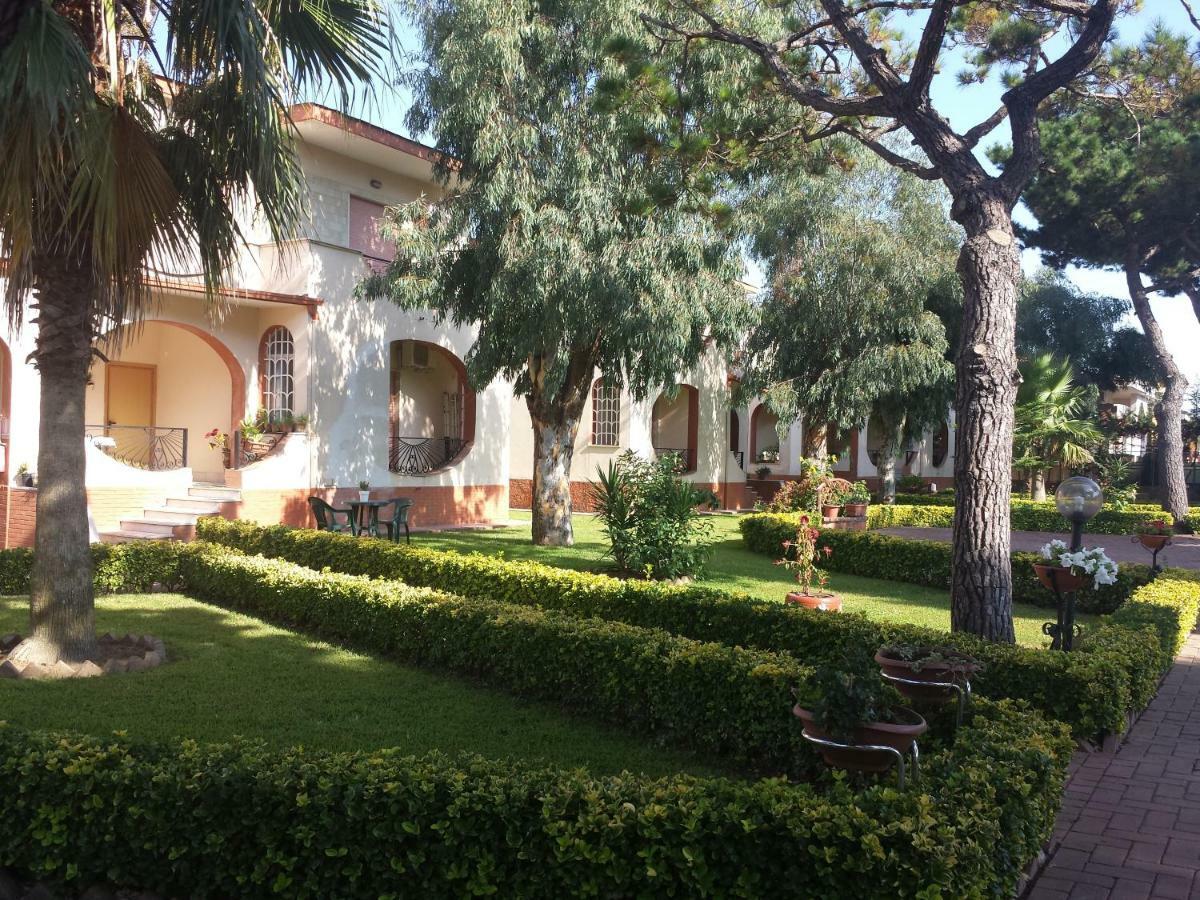 Thaire Resort Кастел Волтурно Екстериор снимка