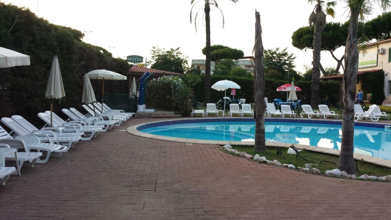Thaire Resort Кастел Волтурно Екстериор снимка