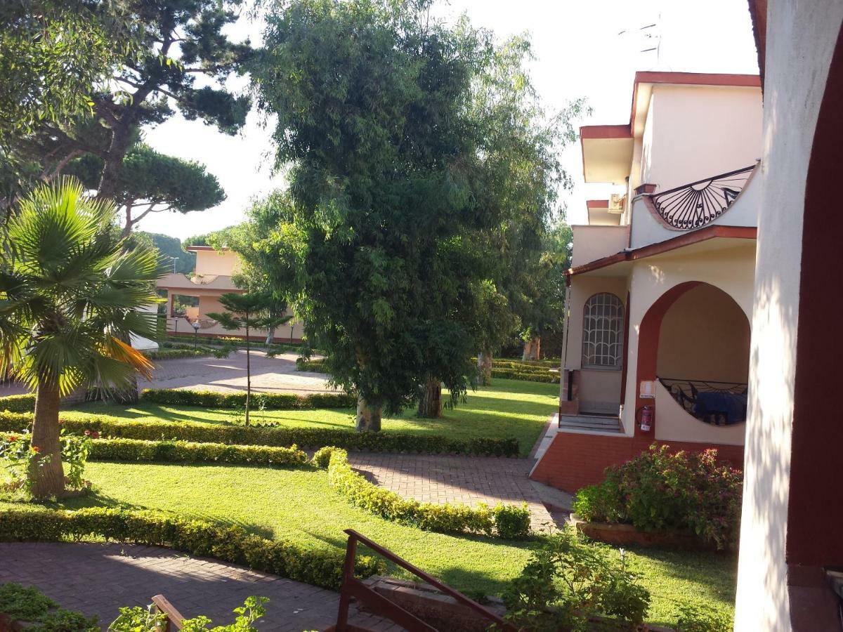 Thaire Resort Кастел Волтурно Екстериор снимка