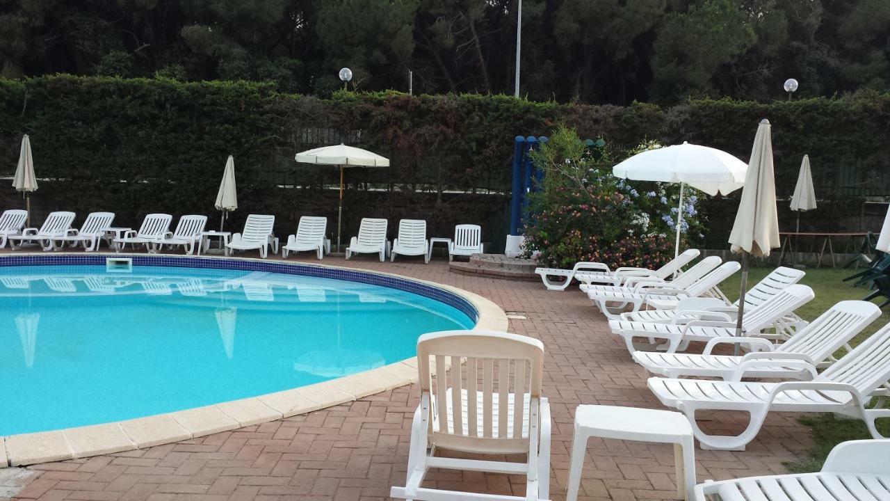 Thaire Resort Кастел Волтурно Екстериор снимка
